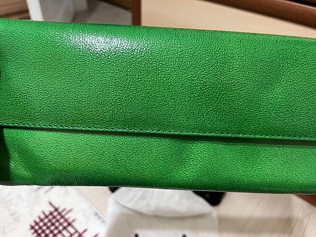 İnci Yeşil renkli portföy- el çantası