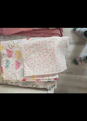 Çarşaf, nevresim ve bebek battaniyesi 