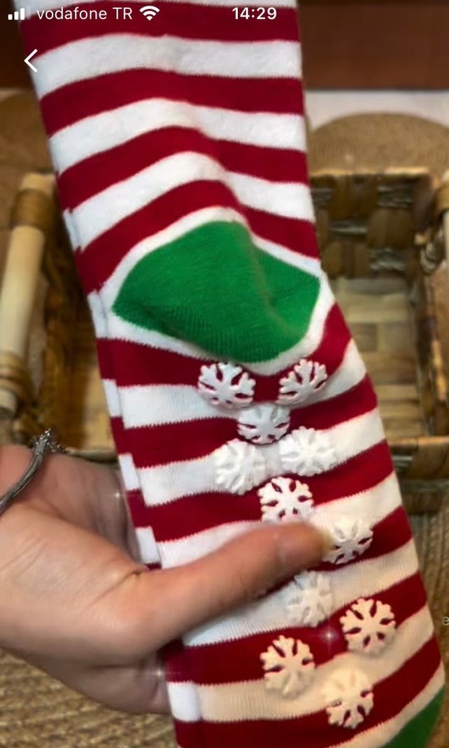 Altı Kaydırmaz Polar Yılbaşı Çorapları - Görsel 3