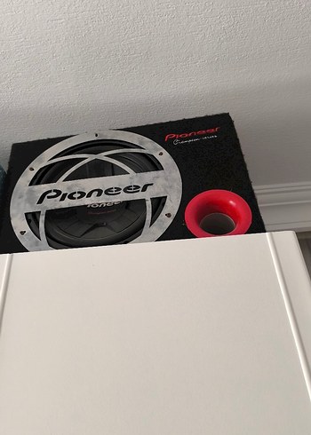 Pioneer Renkli Kırmızı Müzik Sistemi