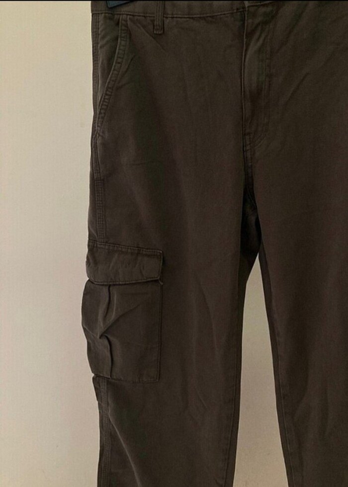 pull and bear kargo pantolon - Görsel 3