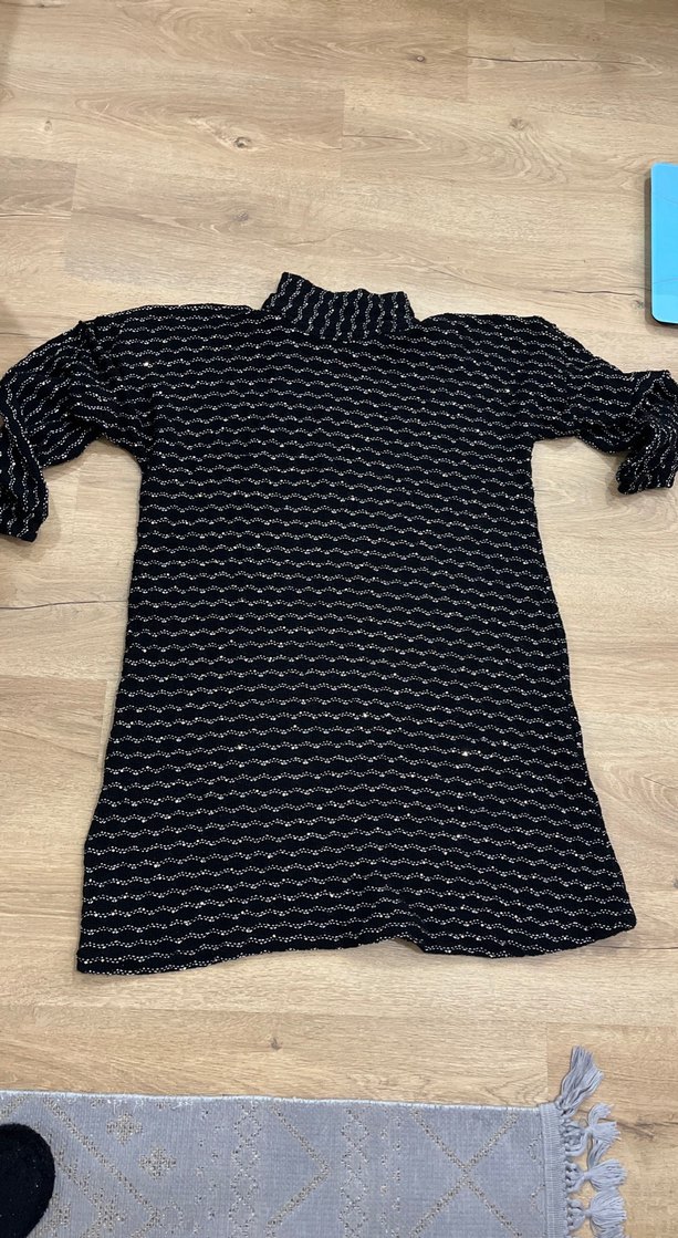 Kadın Siyah Boğazlı Uzun Örgü Kazak pullu payetli - Görsel 2