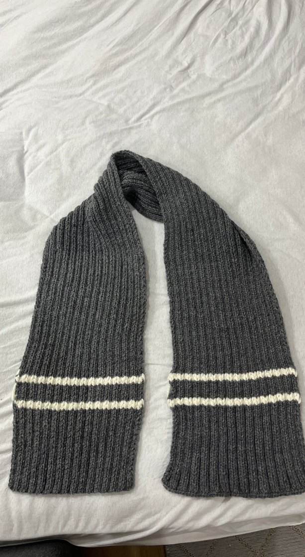 Gri Kadın Triko Atkı - Görsel 2