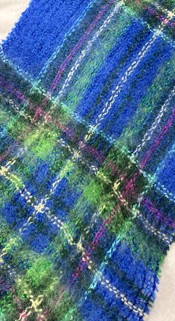 Çok Renkli Uzun Bağlamalı Atkı - Görsel 3