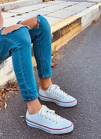 37 Beden 37 numara beyaz Converse