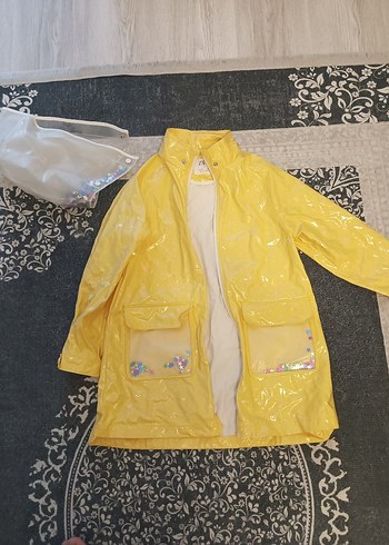 ZARA Kız Çocuk Yağmurluk