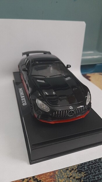  Die-Cast 