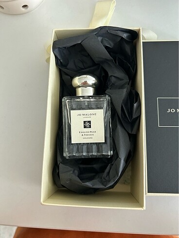 Diğer Jo Malone English Pear & Freesia