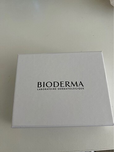  Beden Renk Bioderma Gua Sha Taşı