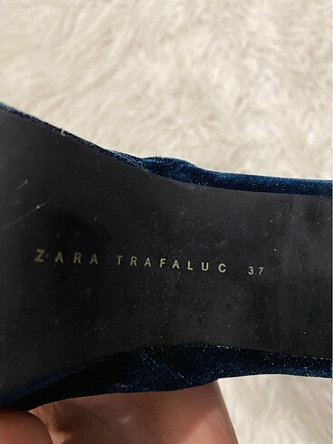 37 Beden lacivert Renk Zara Topuklu bot