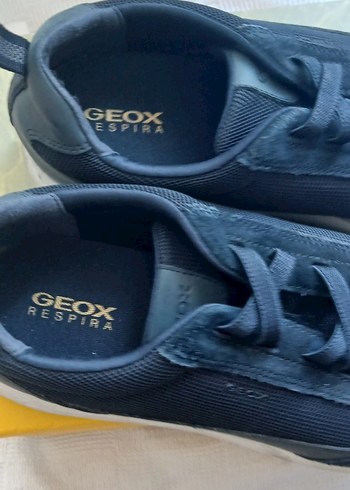 Geox Lacivert Erkek Spor Ayakkabı Velcro Detaylı