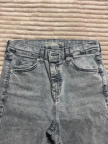 s Beden Slim Fit Yüksek Bel Jean