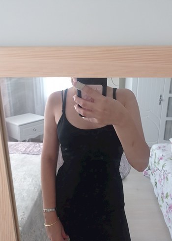 m Beden Siyah V Yakalı Midi Strappy Elbise