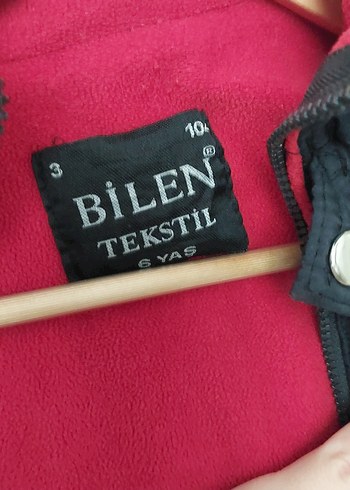 Erkek Çocuk Kırmızı Siyah Desenli mont - Görsel 4