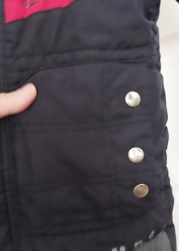 Erkek Çocuk Kırmızı Siyah Desenli mont - Görsel 3