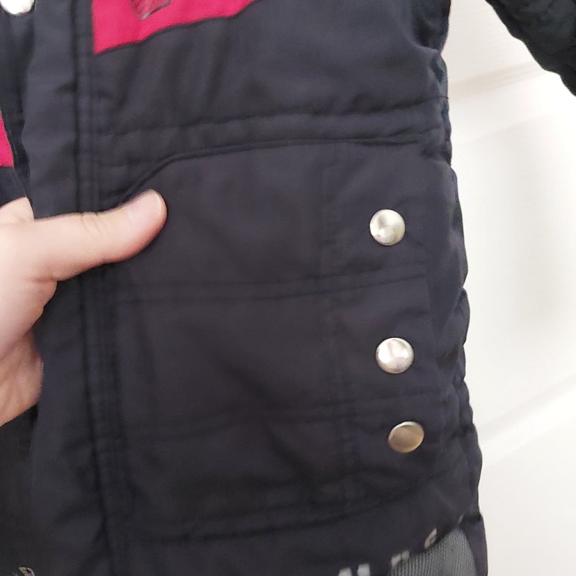 Erkek Çocuk Kırmızı Siyah Desenli mont - Görsel 3