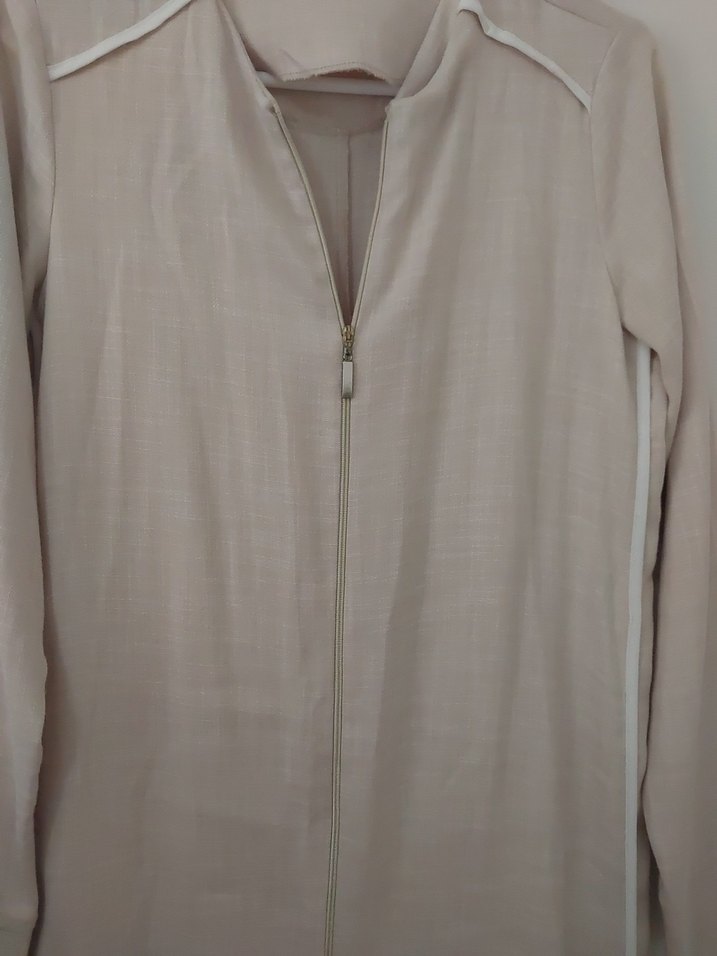 Bej Uzun Kollu Kadın trenckot - Görsel 2