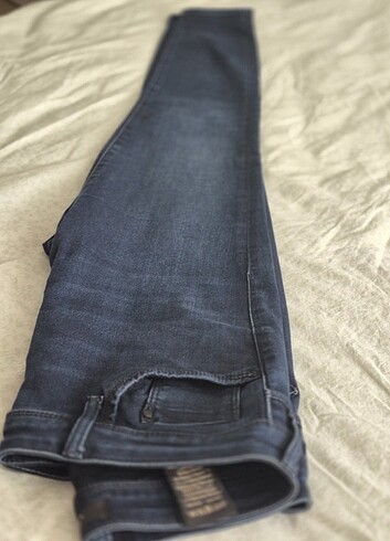 28 Beden Mavi jeans