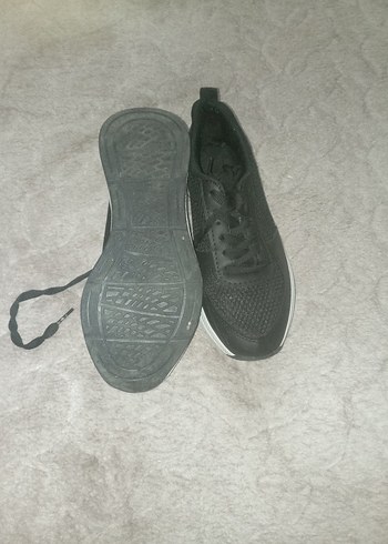 Siyah Bağcıklı Kadın Spor Ayakkabı - Görsel 3