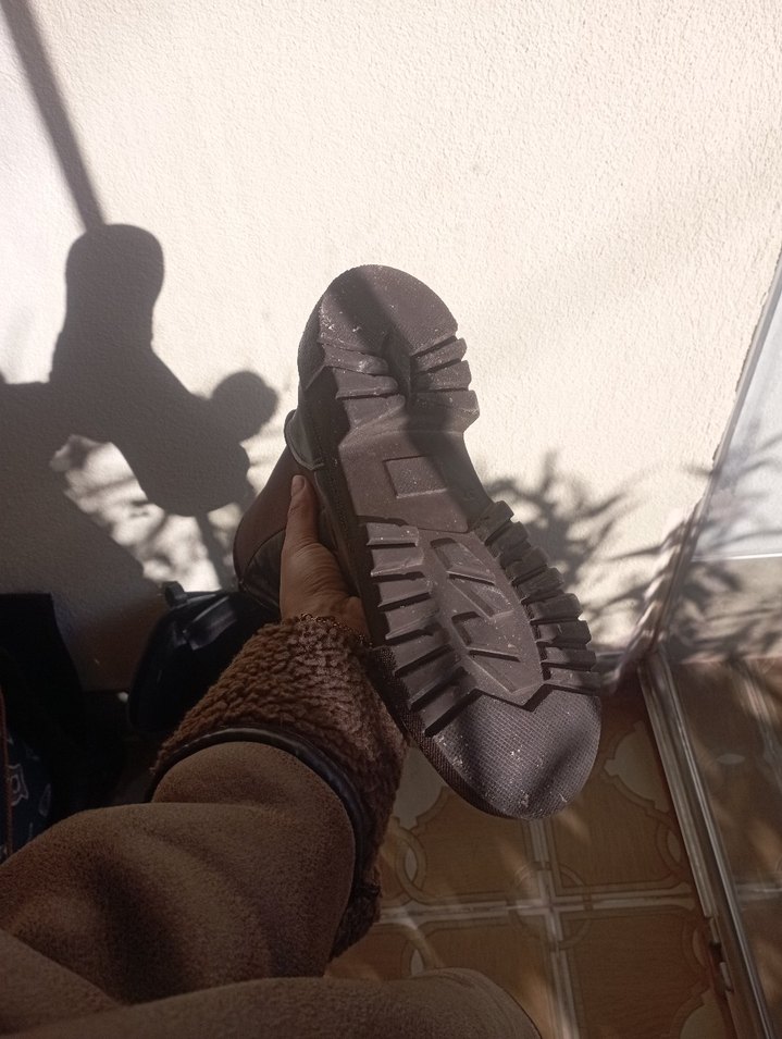 Kadın Kahverengi Deri Dizaltı Çizme - Görsel 3