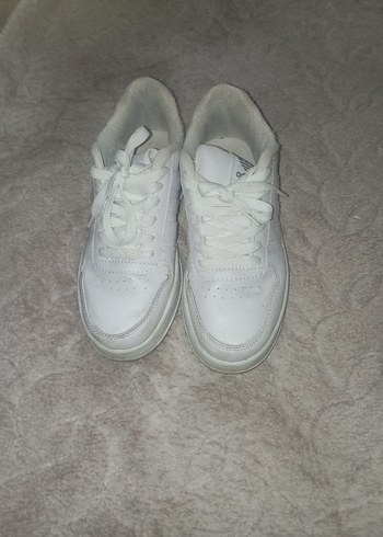 Beyaz Bağcıklı Kadın Spor Ayakkabı - Görsel 2