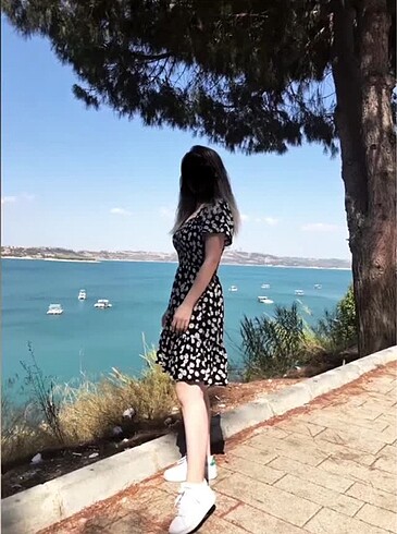 xs Beden Papatyalı mini elbise