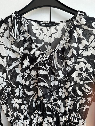 xs Beden Zara elbise