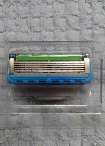 GİLLETTE MACH3 5 + DÜZELTME BIÇAKLI TRAŞ BIÇAĞI - Görsel 2