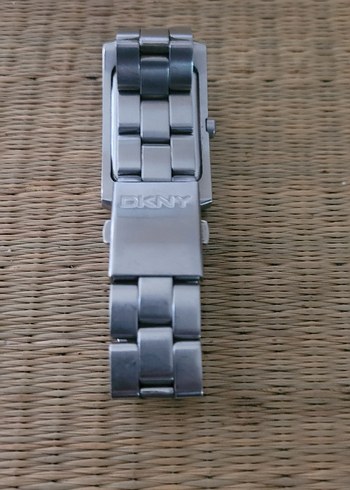 DKNY Saat orijinal - Görsel 3