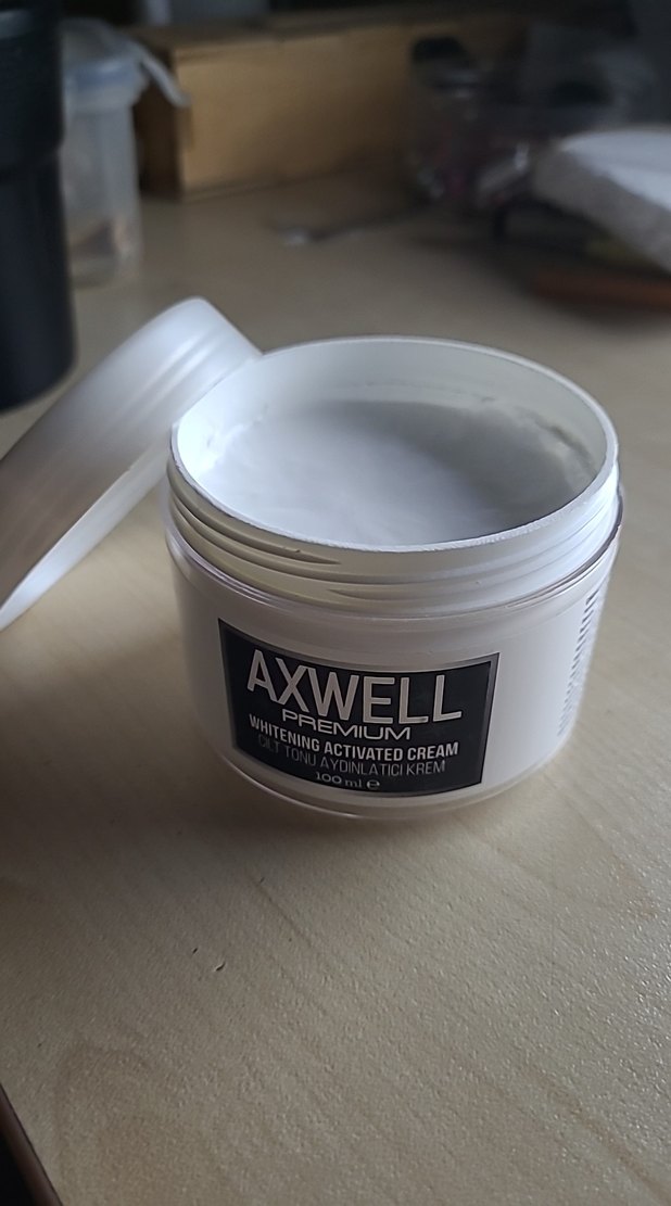 Axwell Premium Beyazlatıcı Aktif Krem 100ml - Görsel 3