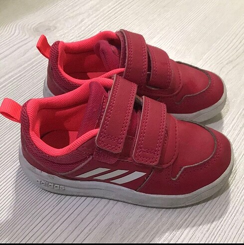 Adidas çocuk ayakkabı