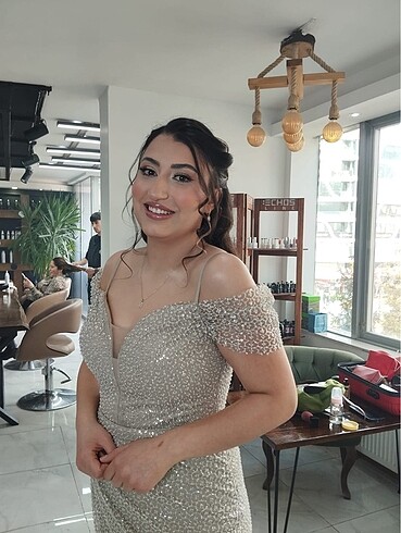 42 Beden ten rengi Renk Abiye nişan elbisesi