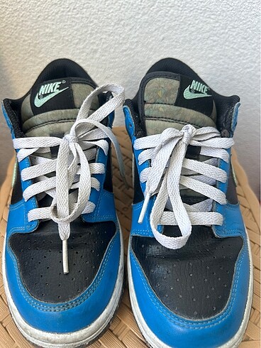 Nike nike dunk low se (gs)