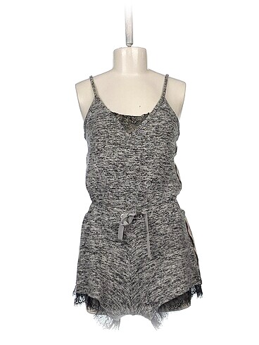 River Island Kısa Tulum %70 İndirimli.
