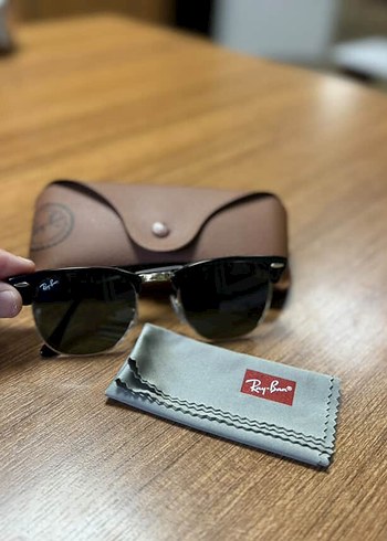 Ray Ban Siyah Minimalist Kadın Güneş Gözlüğü