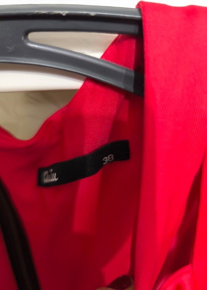 Kırmızı kısa elbise  - Görsel 2