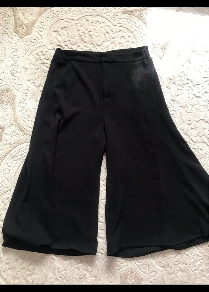 Zara Bermuda Kumaş Pantolon — görsel 3/4