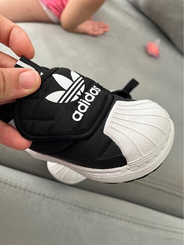 Adidas Çocuk bebek ayakkabısı