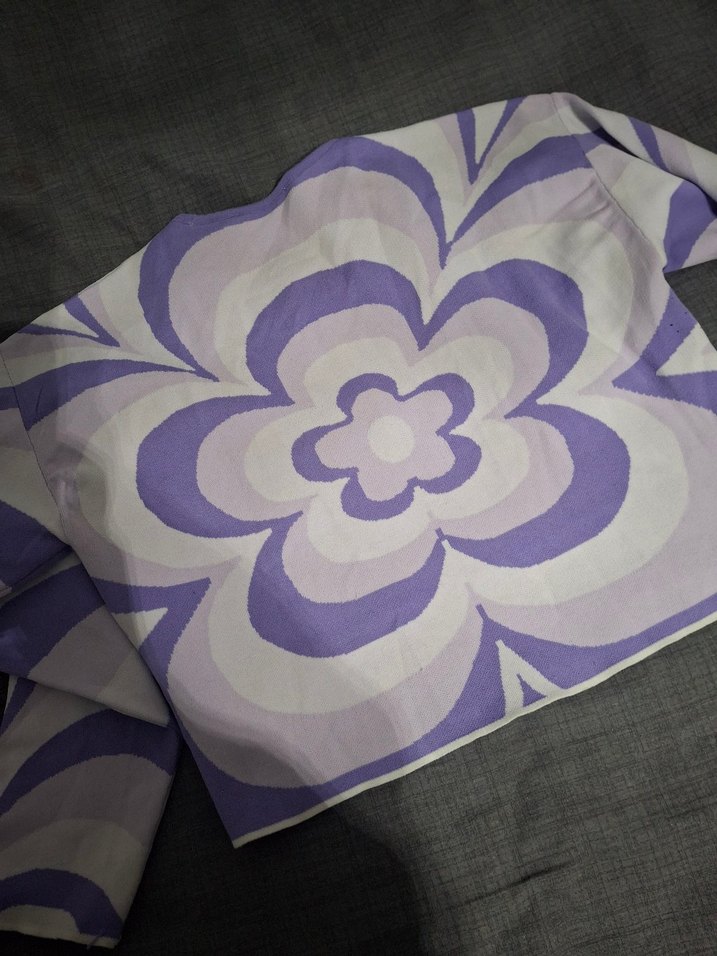 Mor ve Gri Desenli Kadın kazak - Görsel 2