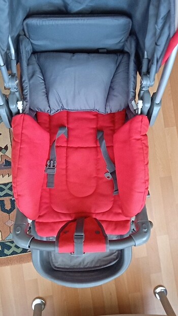 0 - 13 kg Beden kırmızı Renk Sıfıra eşdeğer bebek arabası 