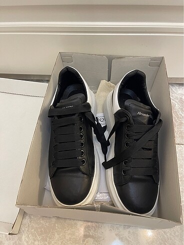 alexander mcqueen