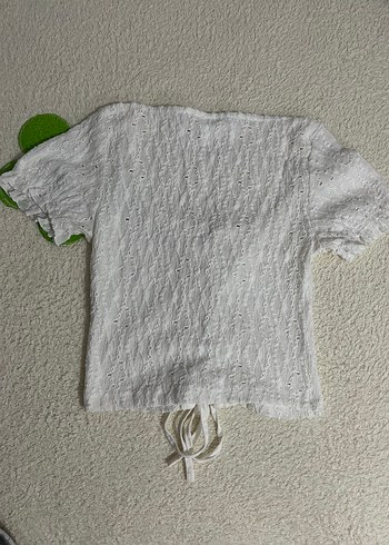 Beyaz Kısa Kollu Bluz - Görsel 2