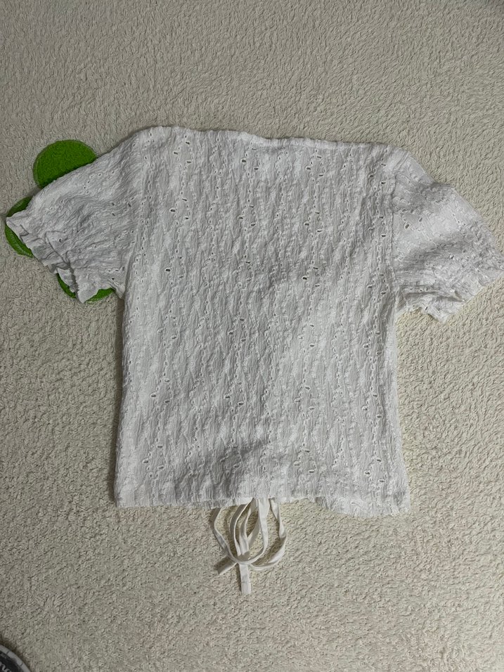 Beyaz Kısa Kollu Bluz - Görsel 2