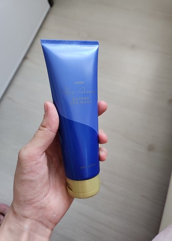 Avon Avon Beyond Vücut Losyonu
