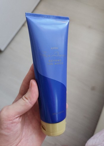 Avon Beyond Vücut Losyonu