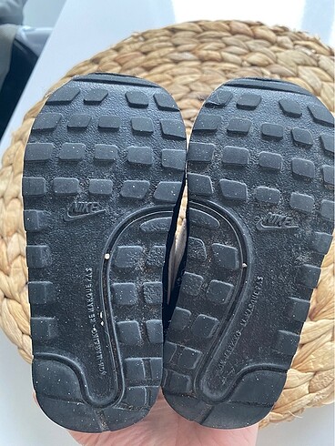 21 Beden Nike bebek ayakkabı