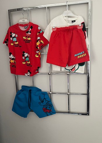 LCW Mickey Mouse Kısa Kollu 3lü şort takım