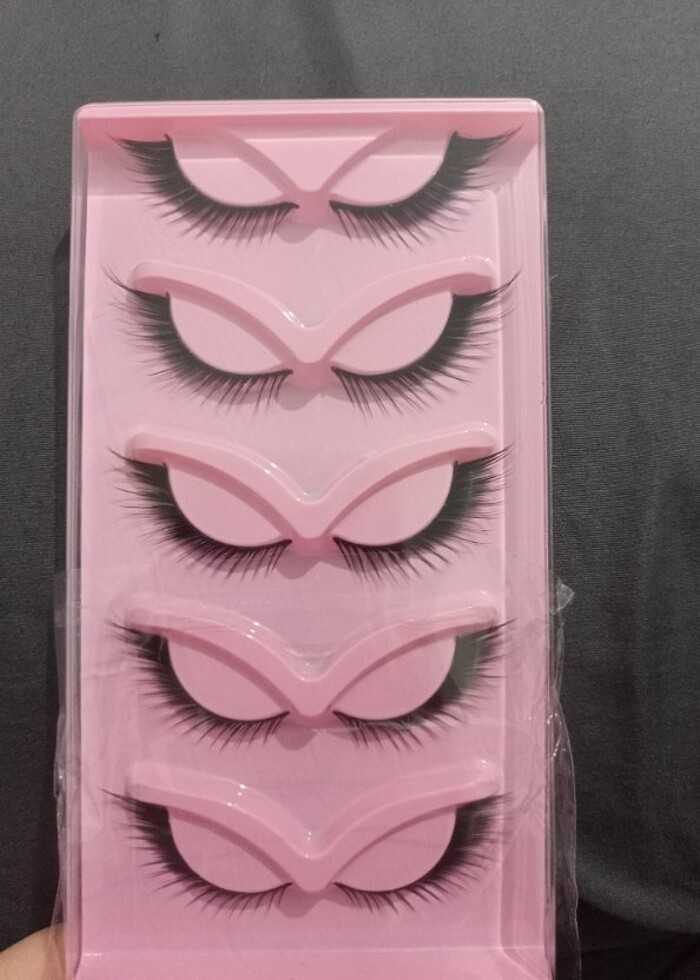 Takma kirpik - Görsel 2