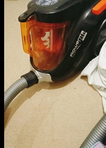 AAA Enerji tasarruflu torbasiz roventa süpürge