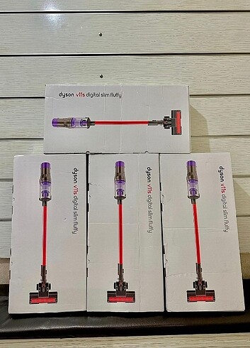 Dyson Sıfır saç maşası ve sıfır elektrikli Süpürge Dyson marka 